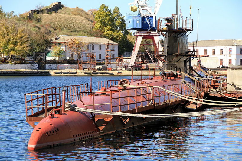 Підводний човен «Запоріжжя» отримав перший транш шефської допомоги від регіону