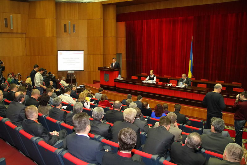 Борис Петров підбив підсумки діяльності облдержадміністрації за 2010 рік
