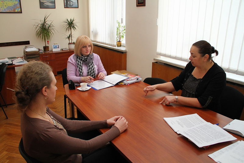 Заступник голови обласної державної адміністрації Лариса Мефьодова провела нараду з питань реалізації права власності на землю громадянами України.