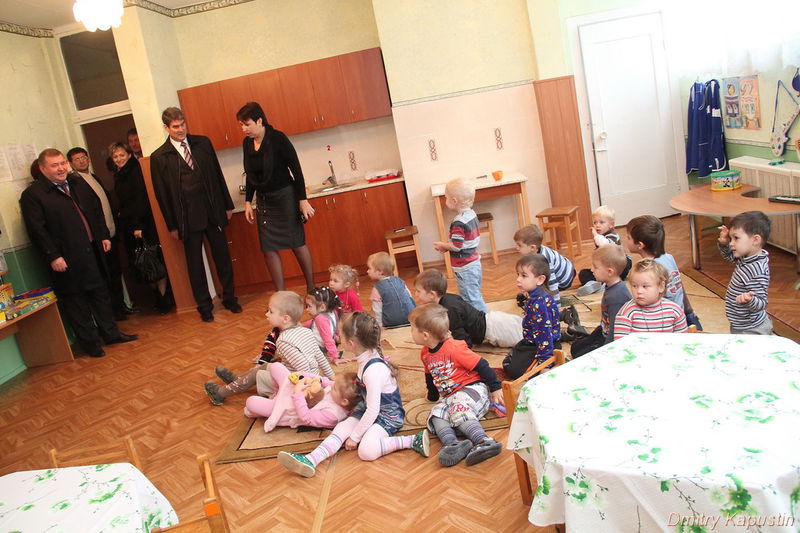 Мелітополі Борис Петров заїхав до котельні і перевірив батареї у дитячому садку
