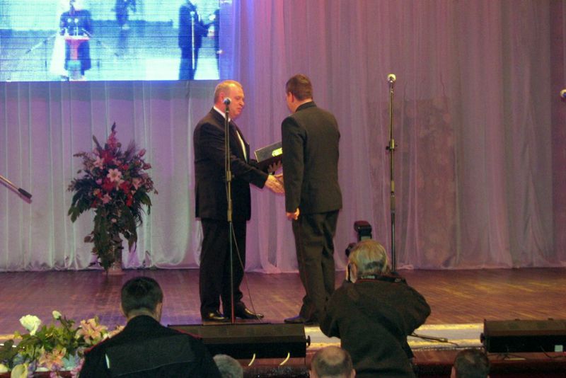 Олександр Пеклушенко нагородив грамотами ОДА кращих військовослужбовців області