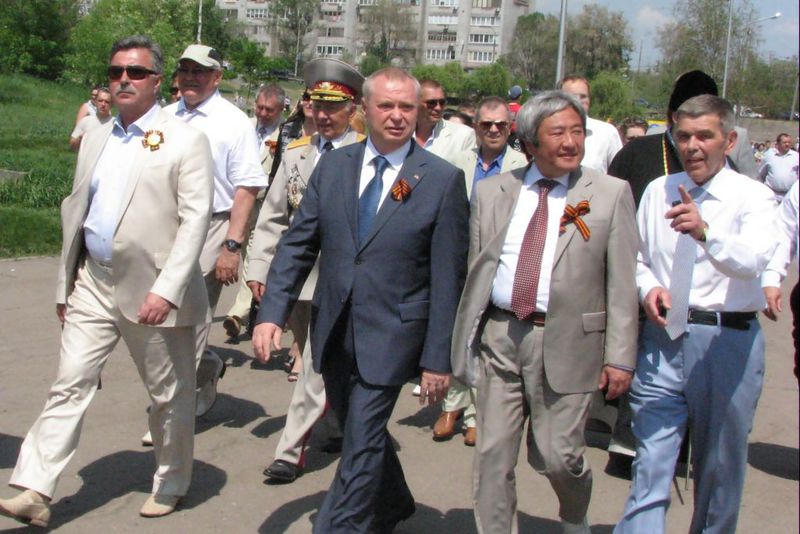 Олександр Пеклушенко взяв участь у народних гуляннях з нагоди  67-ї річниці Перемоги у Великій Вітчизняній війні, які відбулися у парку Перемоги