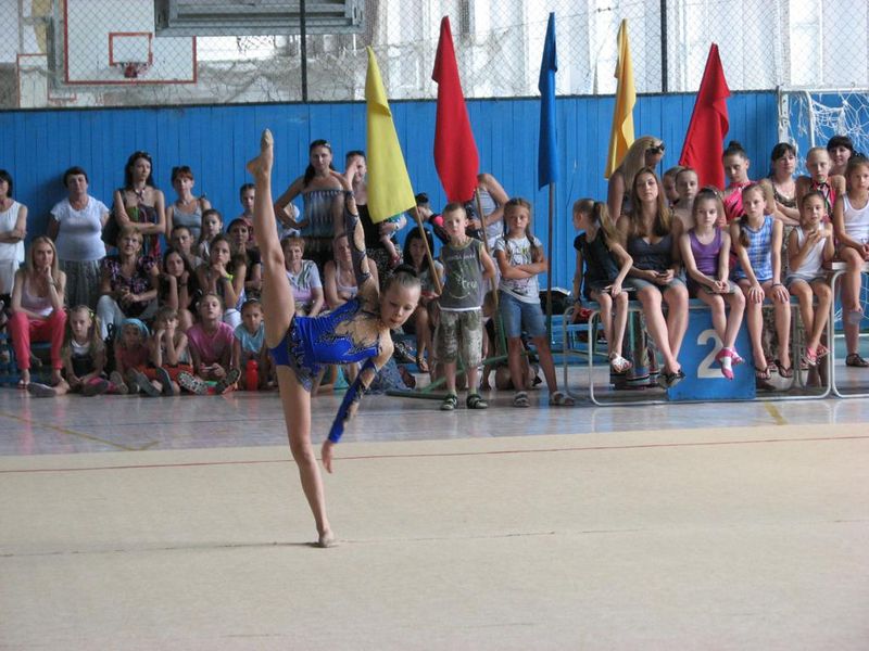 Запорізькі художні гімнастки змагаються за звання кращих