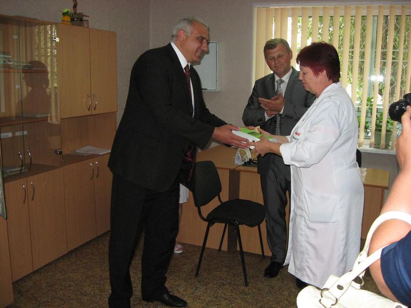 Кам’янсько-Дніпровська амбулаторія загальної практики сімейної медицини №1 отримала новий електрокардіограф