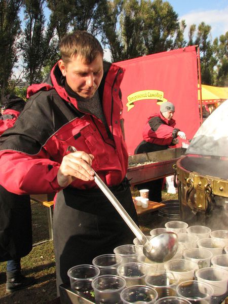 Турнір «Лава на лаву» та козацькі забави – видовища для справжніх запорожців