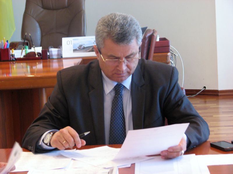 Віктор Ємельяненко: «Наразі головне – забезпечення життєдіяльності регіону та виплата зарплат бюджетникам»