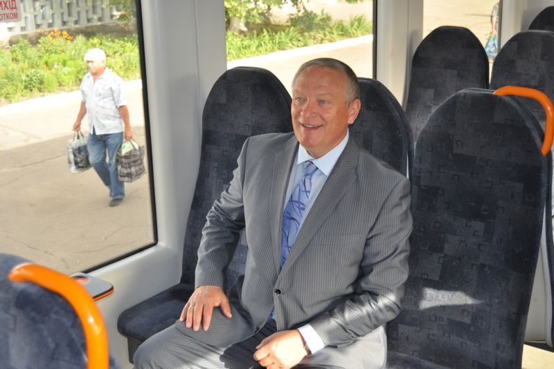 Єдиний в Україні рейковий автобус почав курсувати в Запорізькій області