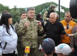 Петро Порошенко представив в Донбасі мирний план з врегулювання ситуації на сході України