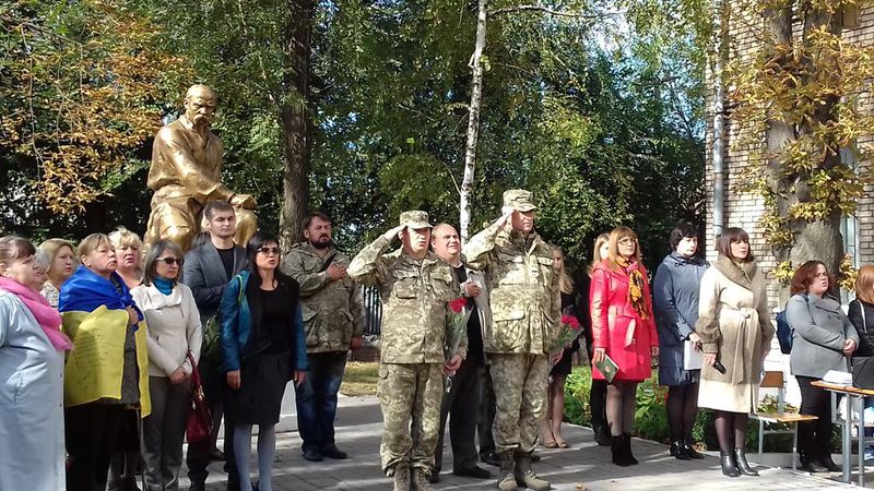 Запоріжці вшанували героїв-артилеристів