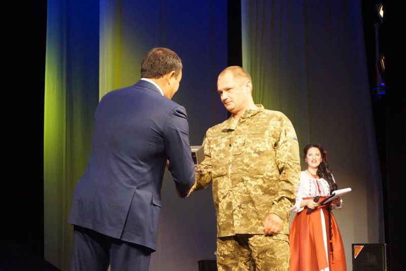 Запорізькі військові отримали нагороди з нагоди  Дня захисника України