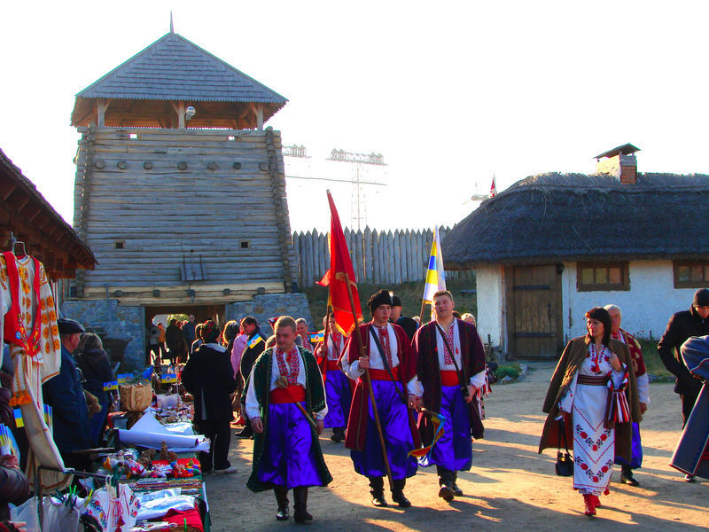 Запрошує VІІ Всеукраїнський козацький фестиваль «Покрова на Хортиці»