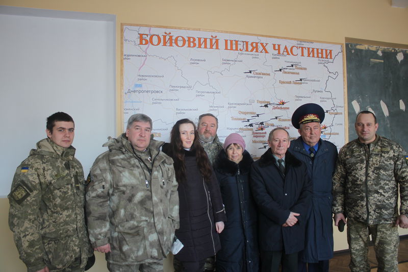 Запорізькі артилеристи стали читачами козацької бібліотеки