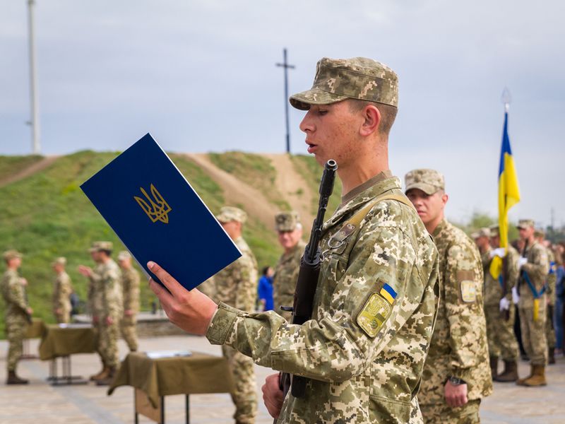 Військовослужбовці присягнули на вірність Україні