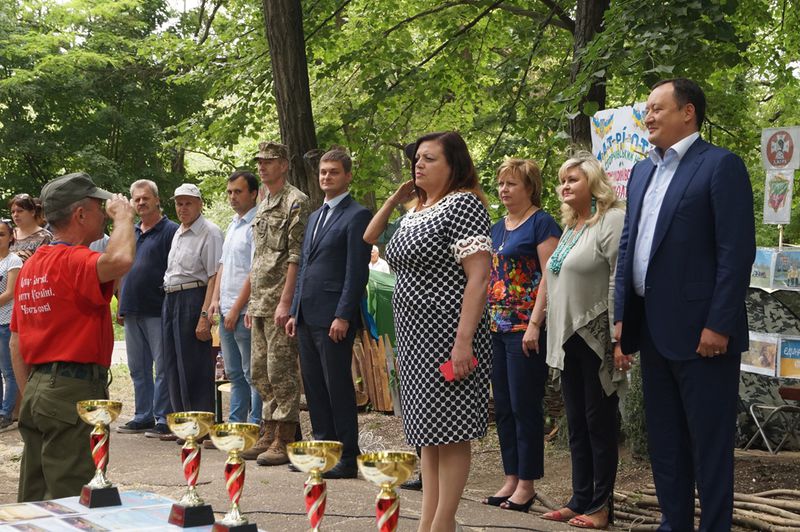 Переможці військово-патріотичної спортивної гри «Сокіл» («Джура») отримали нагороди влади