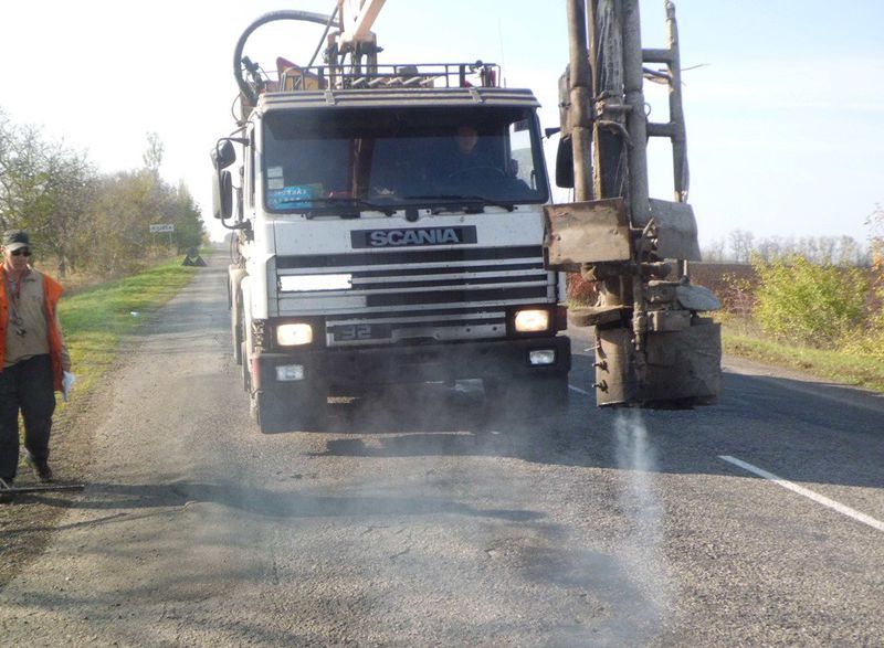 Запорізькі дорожники готують автошляхи до зими