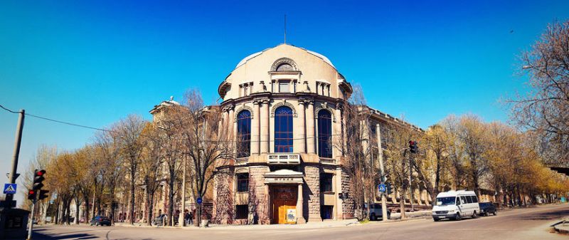 Музеї та бібліотеки Запорізької області бережуть безцінне - пам’ять