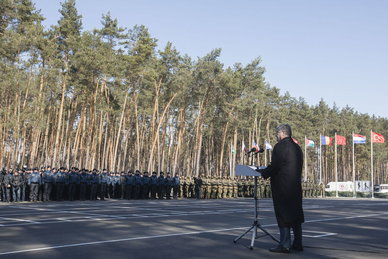 Ви першими дали відсіч російській агресії проти України і підставили братерське плече Збройним Силам – Президент нацгвардійцям